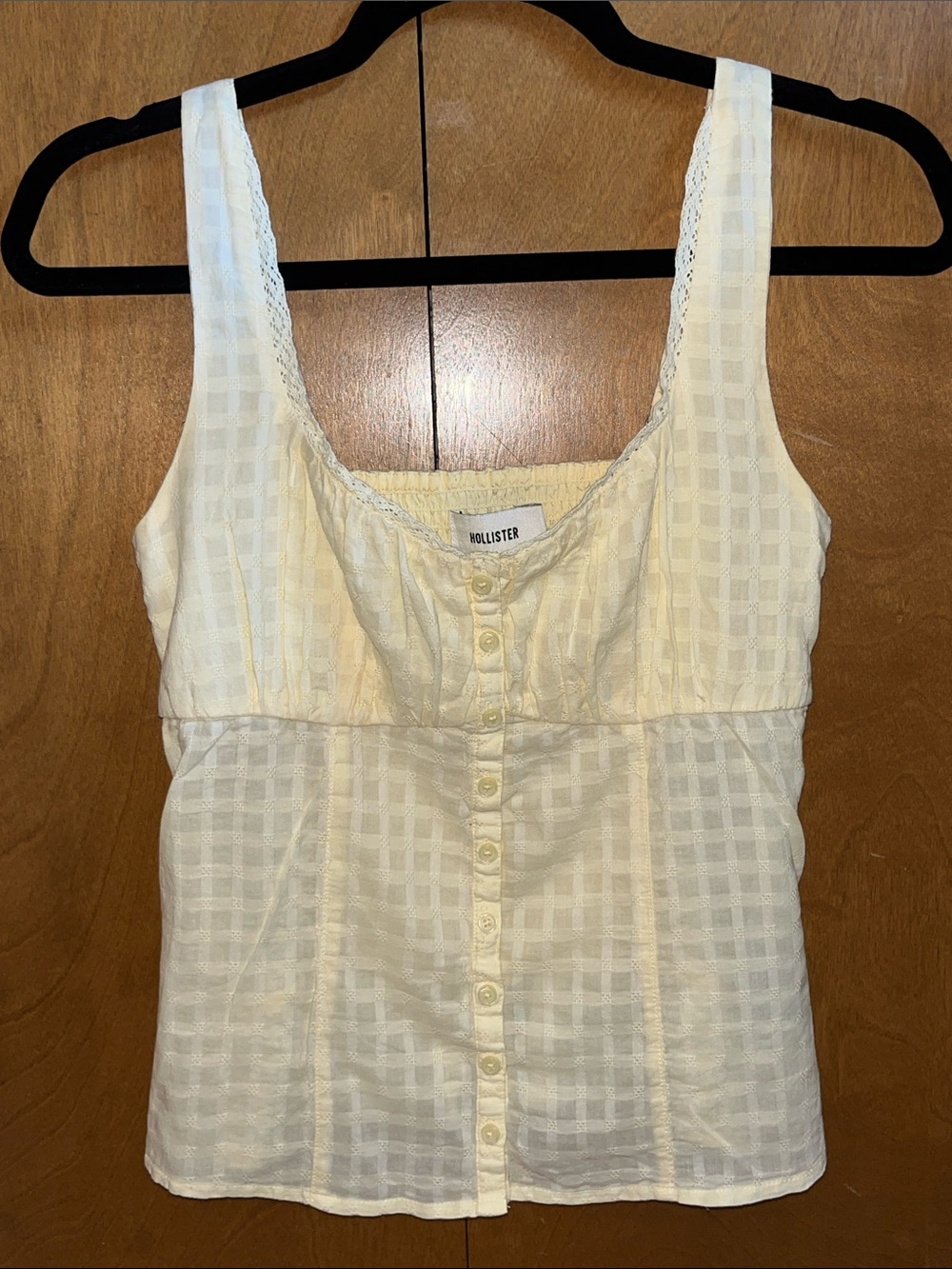 Hollister Women's Yellow Button-Down Textured Tank